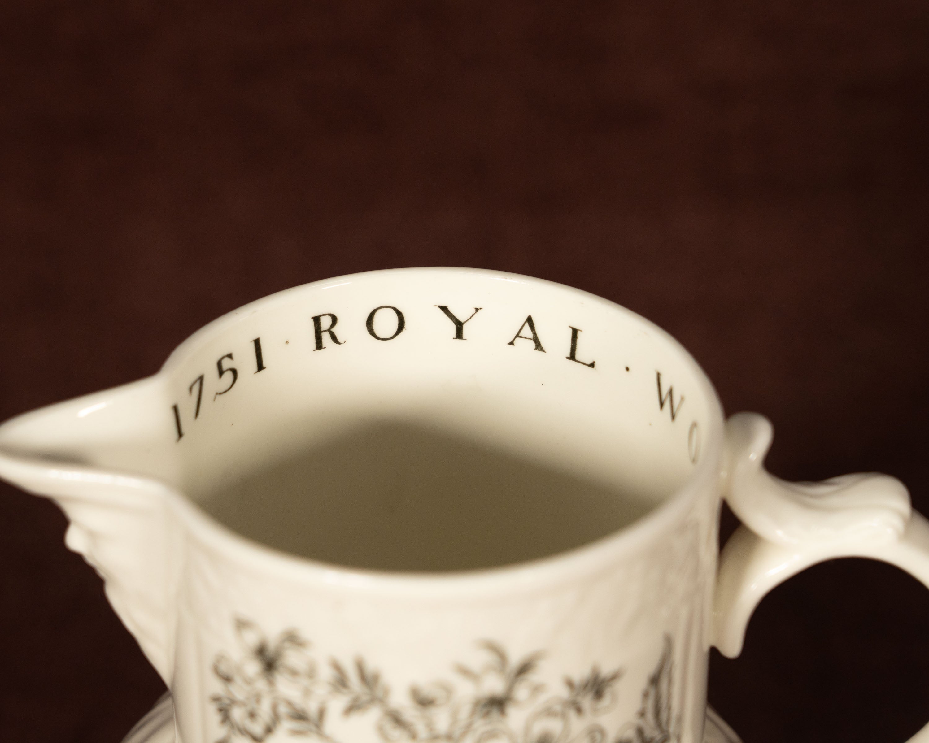 Pichet commémoratif Royal Worcester – Bicentenaire 1751–1951