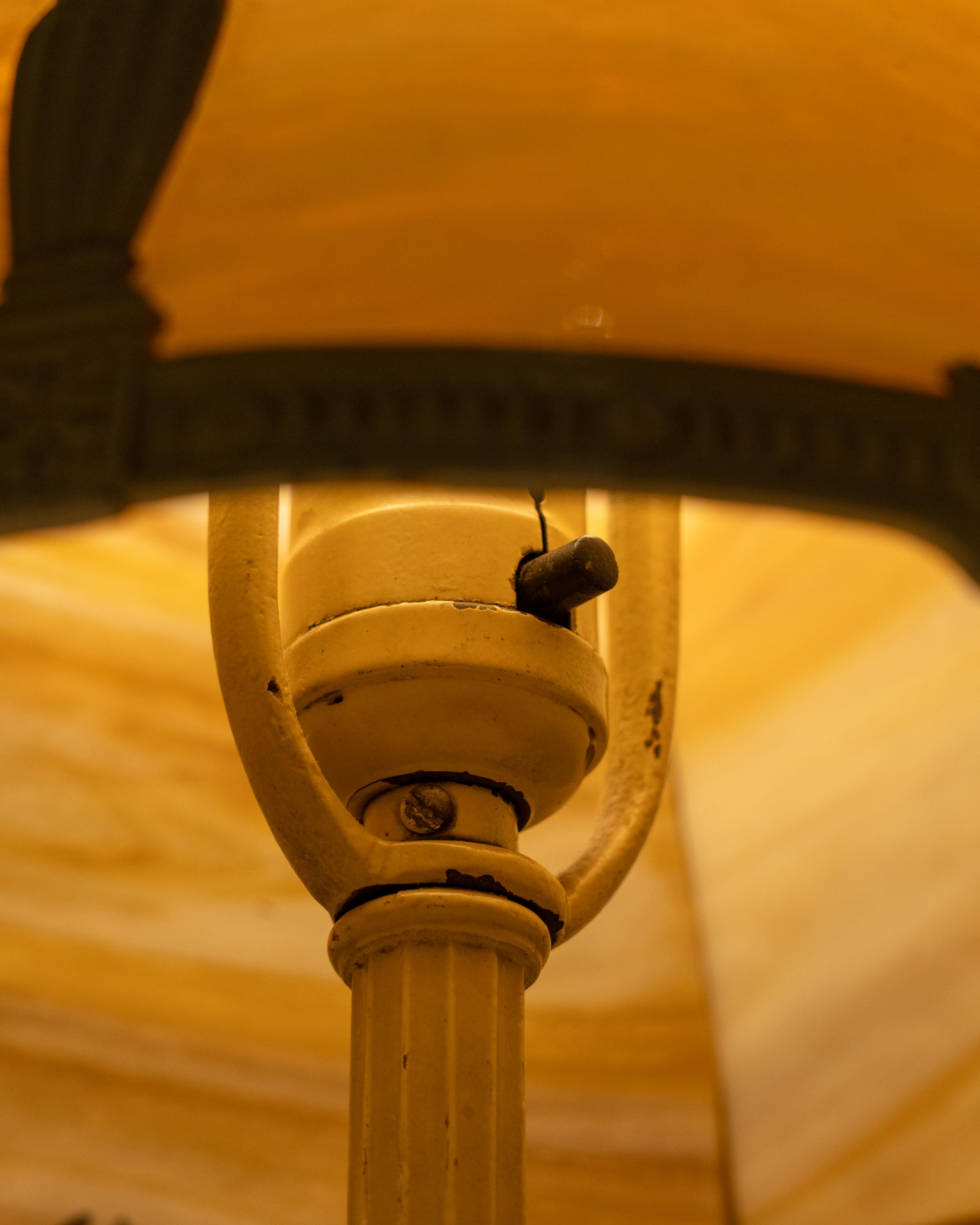 Lampe d’appoint à panneau en vitre