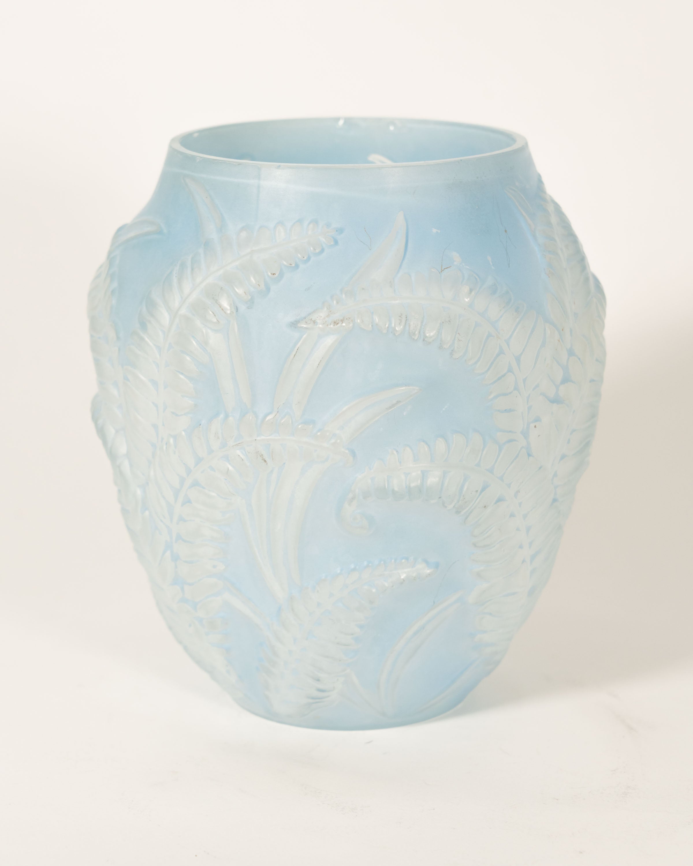 Vase en verre dépoli Art nouveau