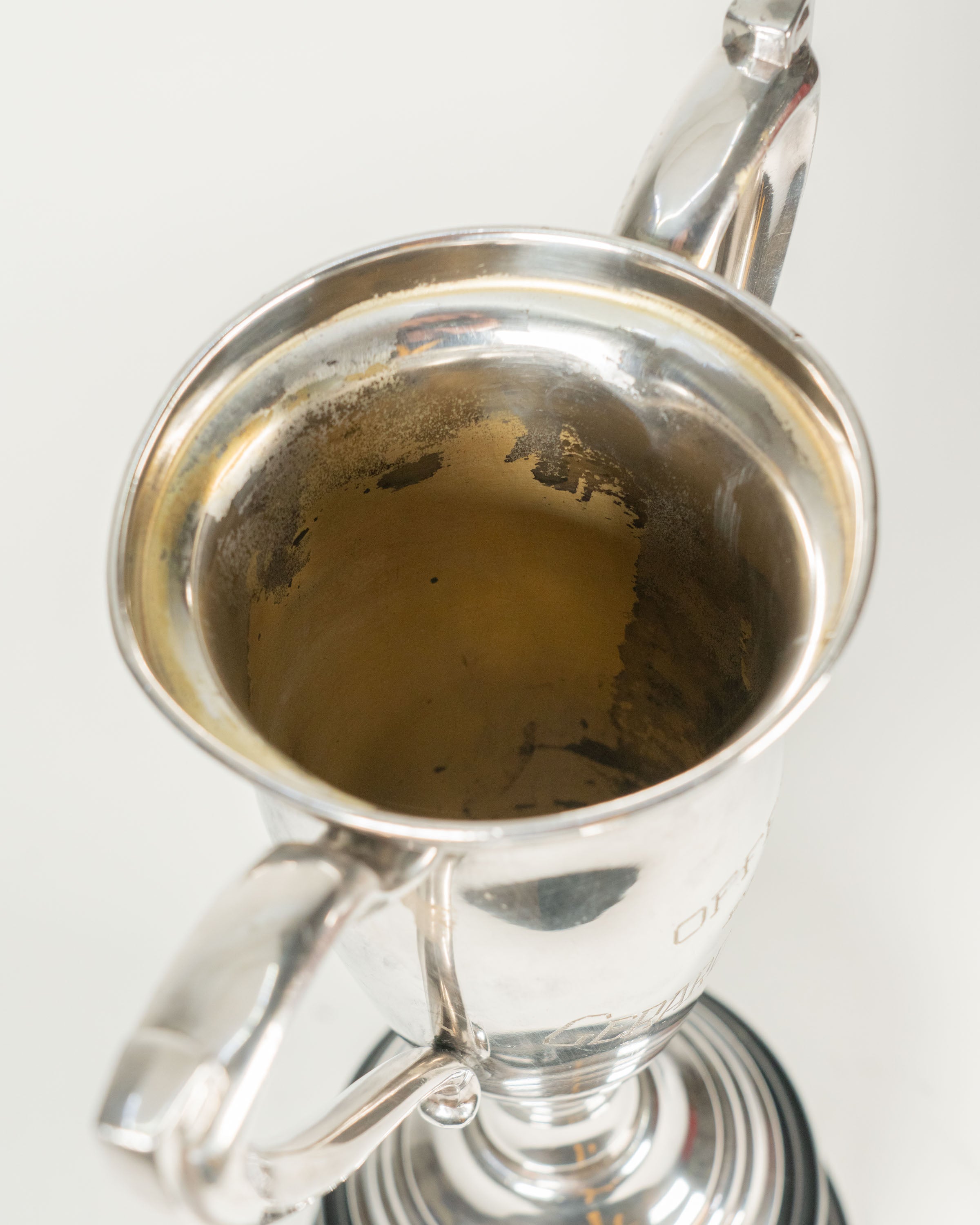 Trophée ancien en placage d’argent – Offert par Gérard Bolduc, pee-Wee Québec