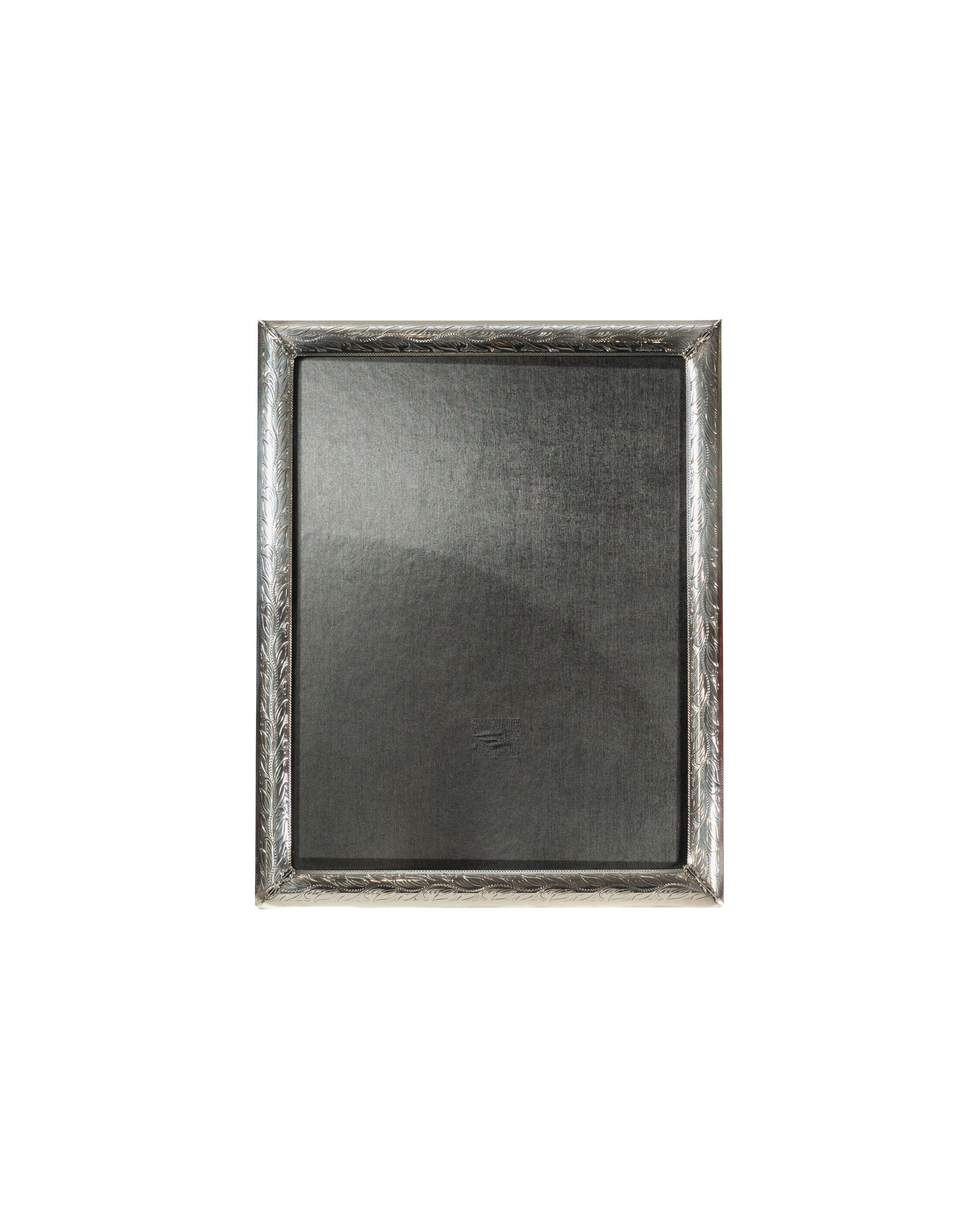 Cadre photo ancien en placage d’argent - 11 x 14 po