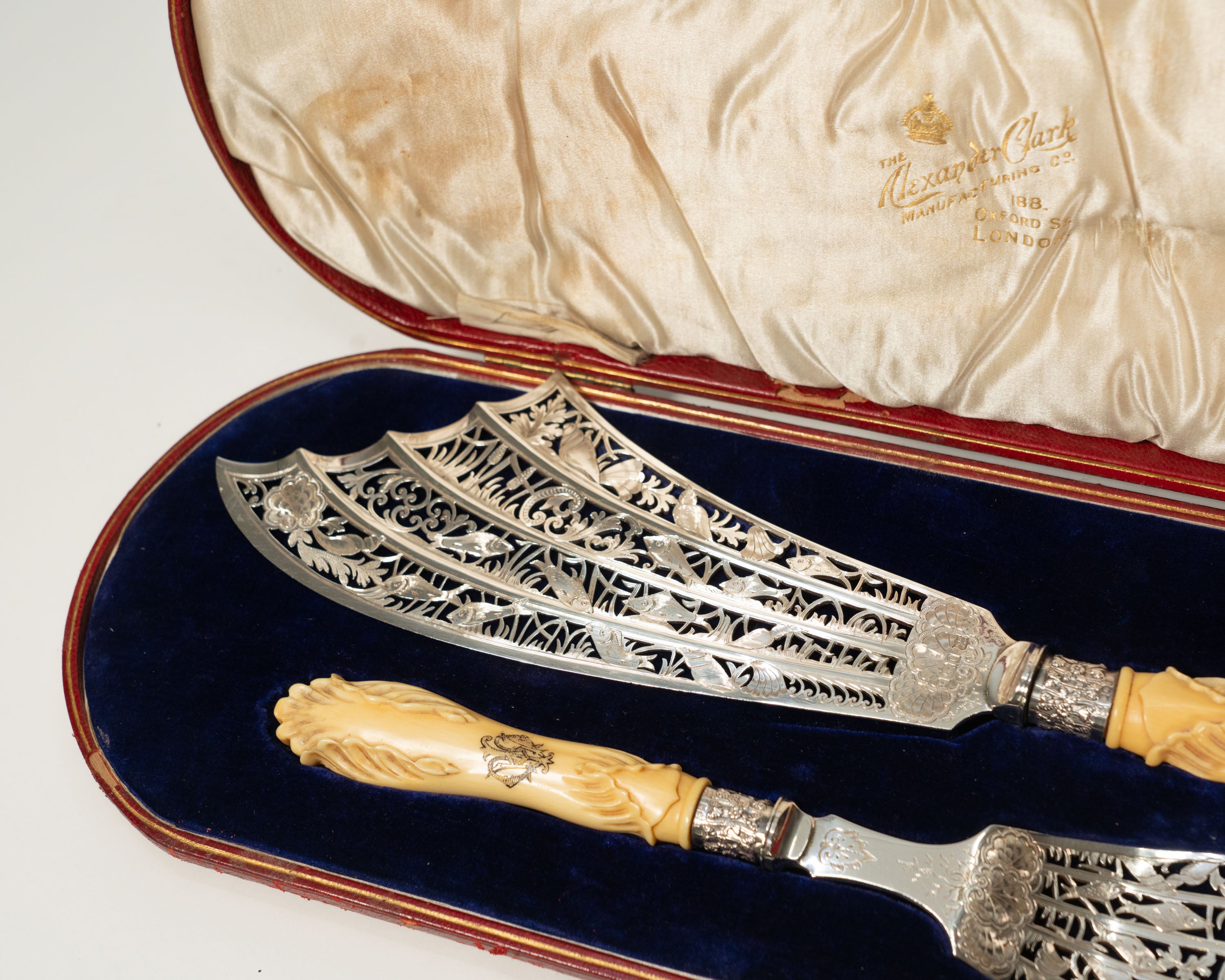 Service à poisson en argent Sterling 925 et ivoire gravé — Sheffield, 1901