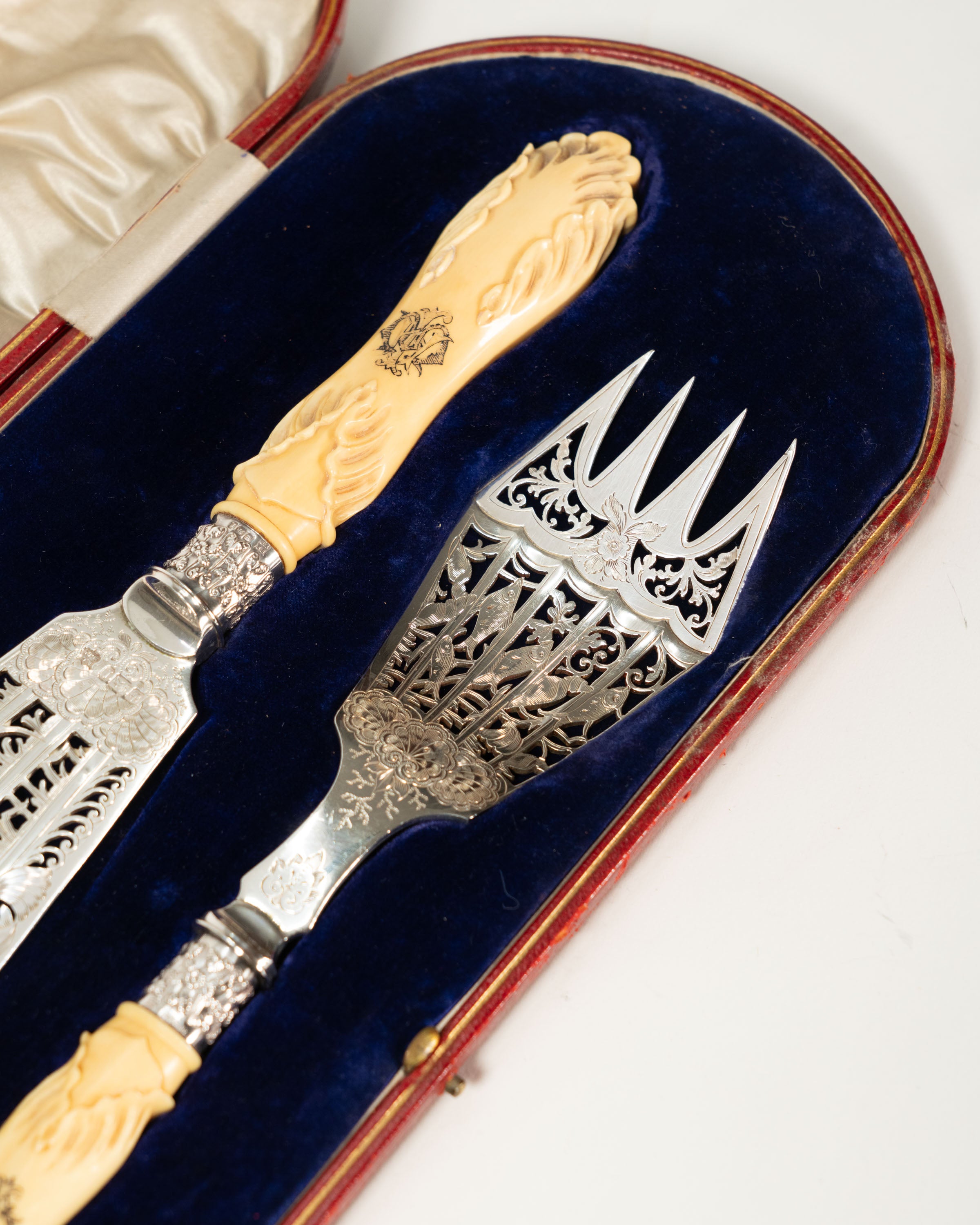 Service à poisson en argent Sterling 925 et ivoire gravé — Sheffield, 1901