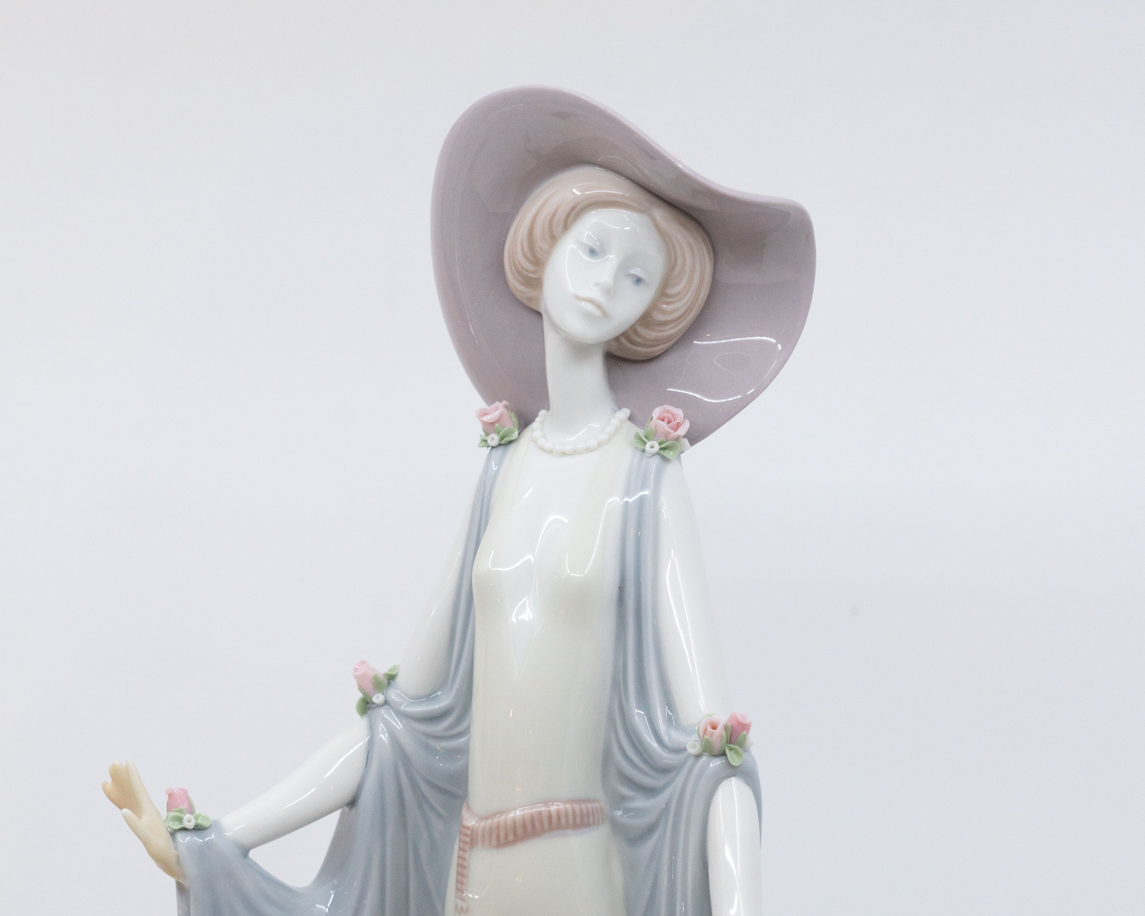 Figurine Lladró « Afternoon Tea » – José Puche