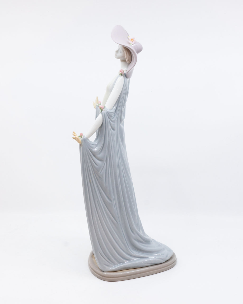 Figurine Lladró « Afternoon Tea » – José Puche