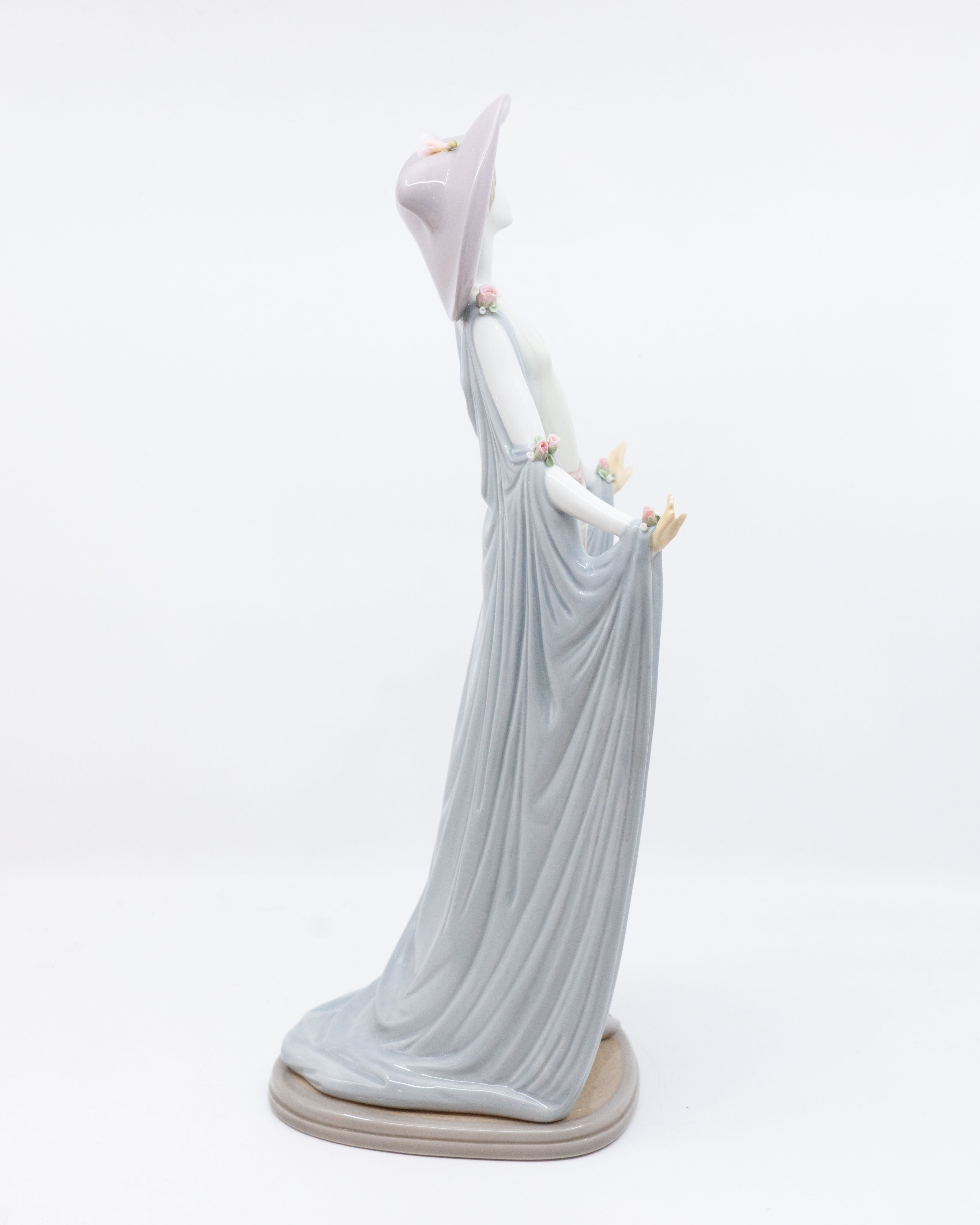 Figurine Lladró « Afternoon Tea » – José Puche