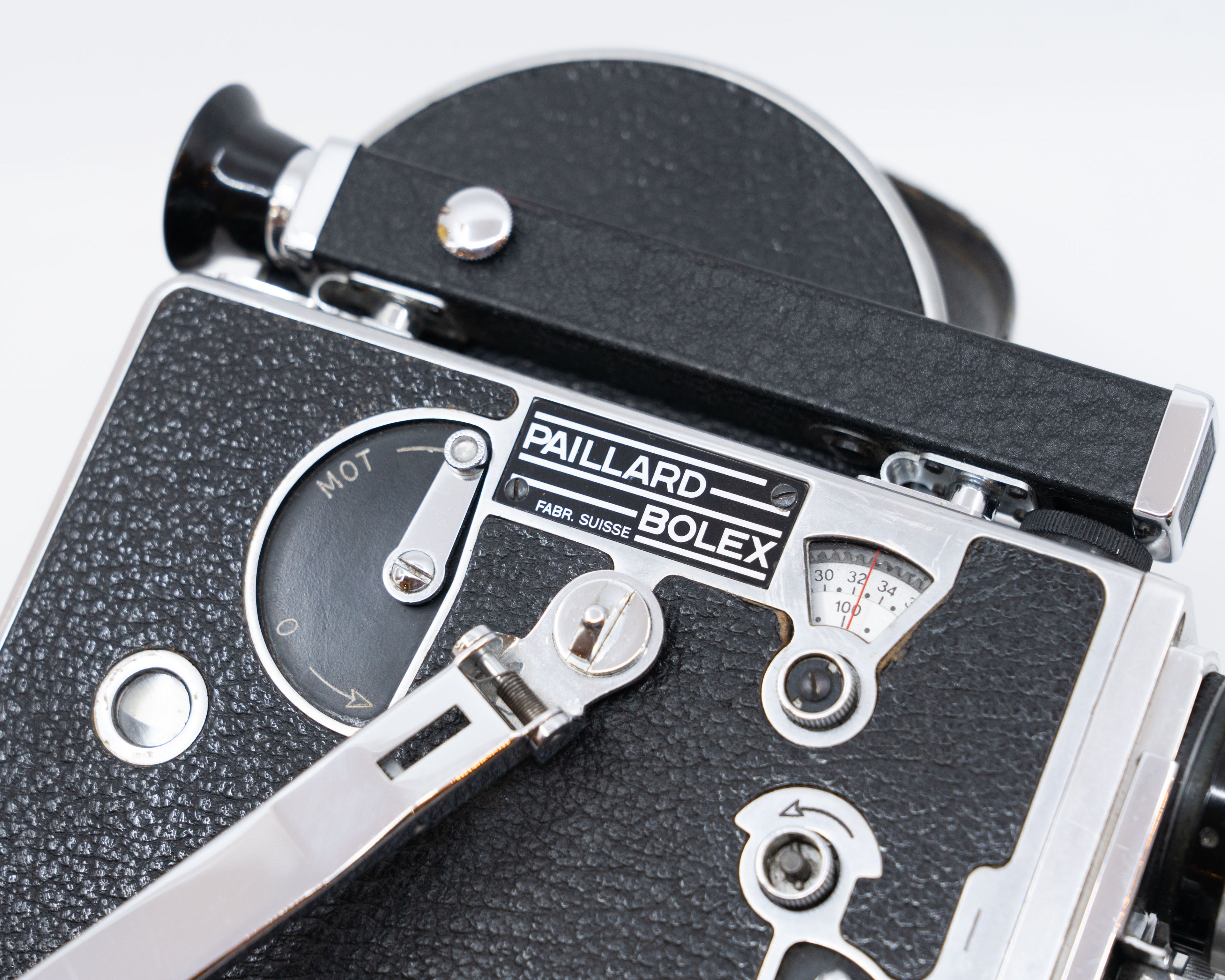 Caméra ciné Paillard Bolex H16 – 4 objectifs dont Angénieux 20–80mm, boîte d’origine