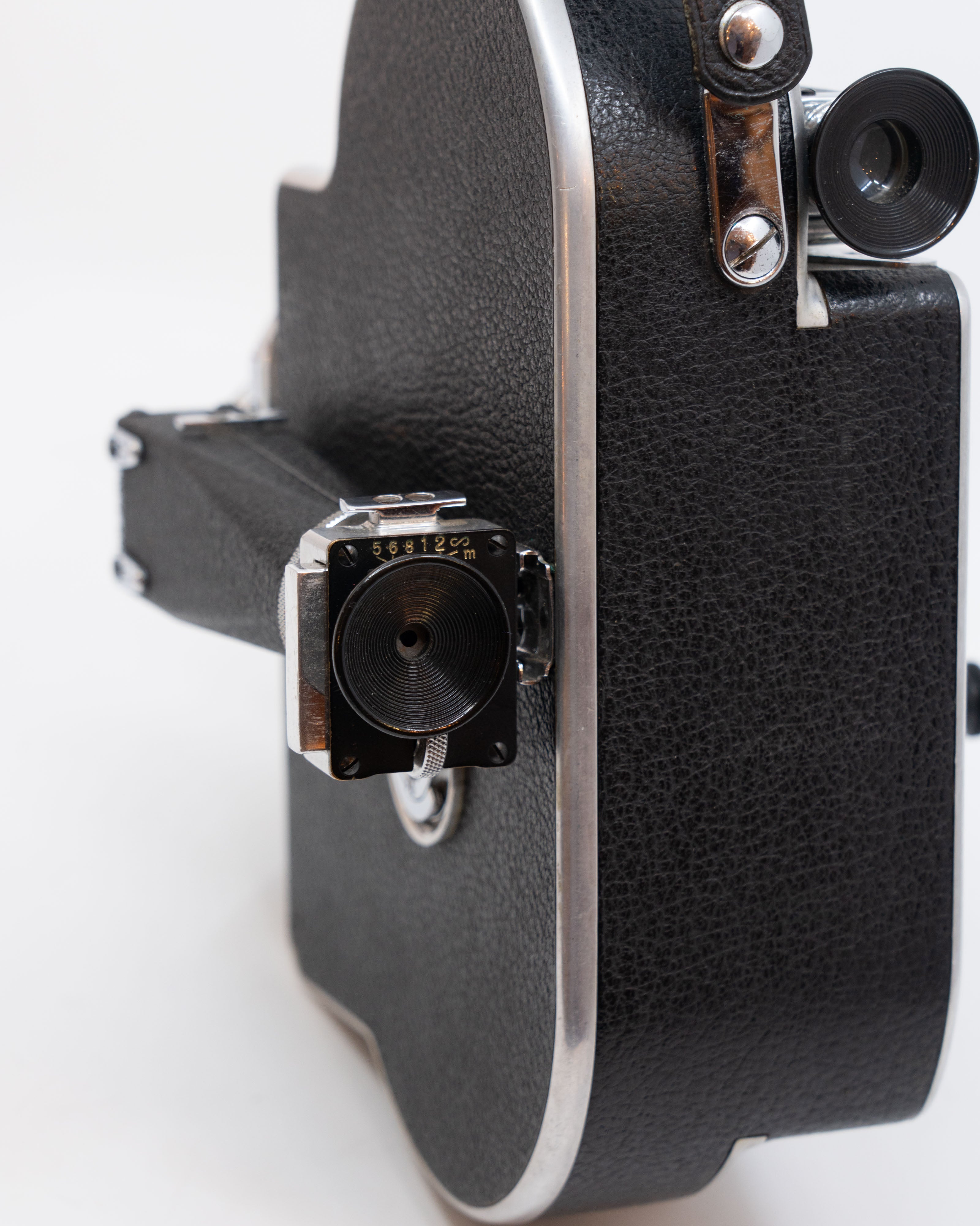 Caméra ciné Paillard Bolex H16 – 4 objectifs dont Angénieux 20–80mm, boîte d’origine
