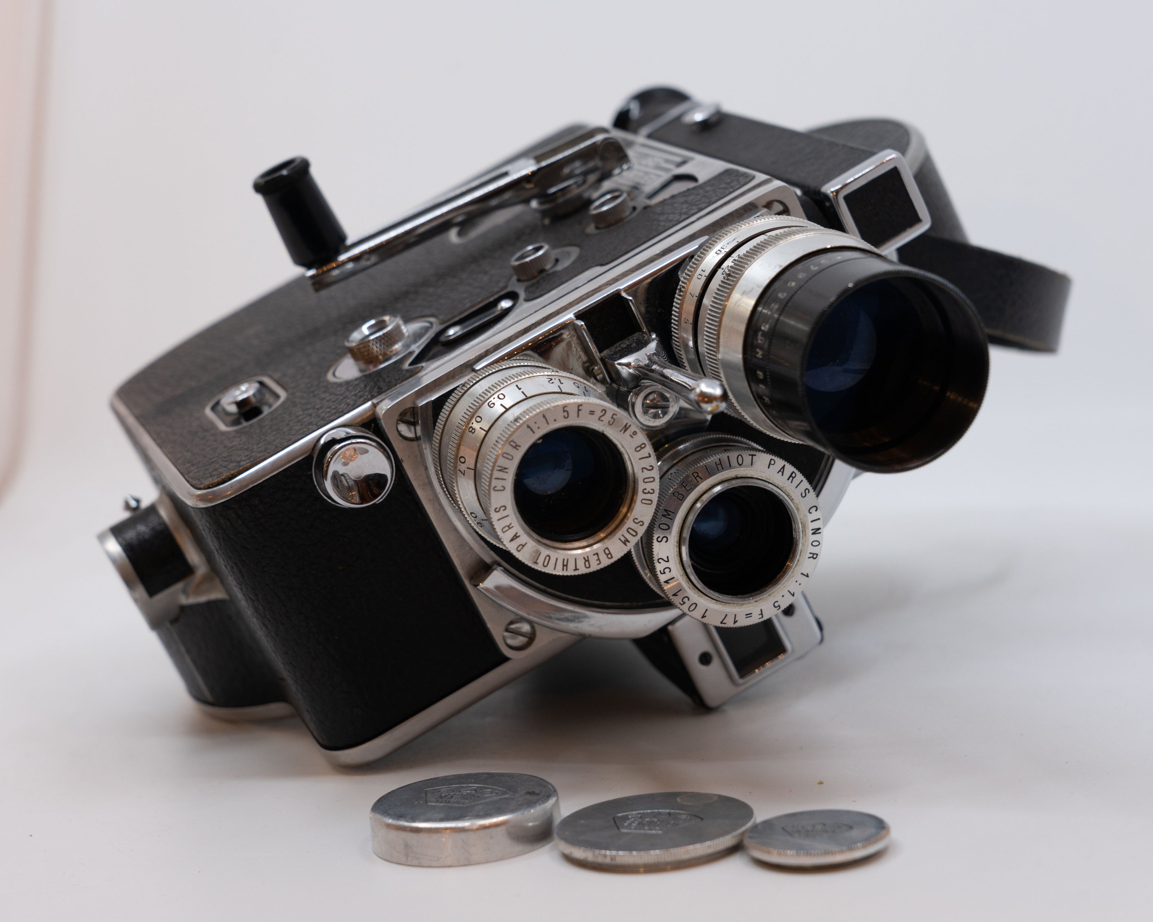 Caméra ciné Paillard Bolex H16 – 4 objectifs dont Angénieux 20–80mm, boîte d’origine