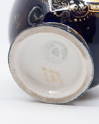 Small hand-painted Royal Vienna porcelain urn - Austria