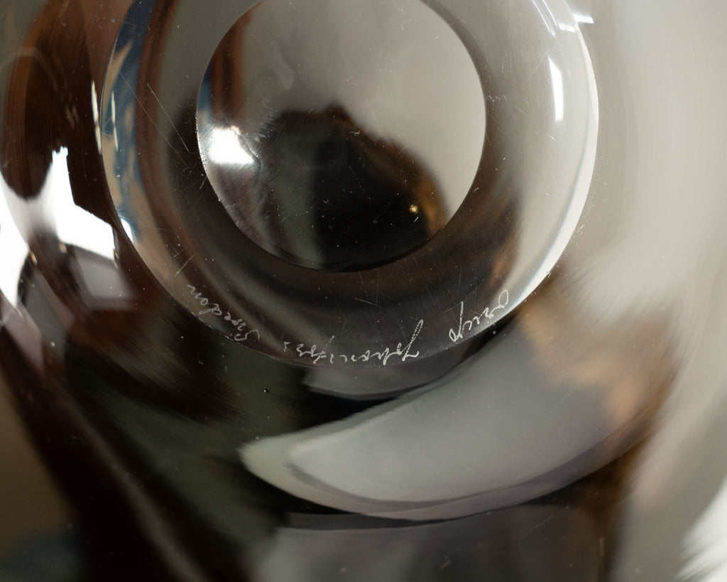 Decorative blown glass plate by Bengt Orup