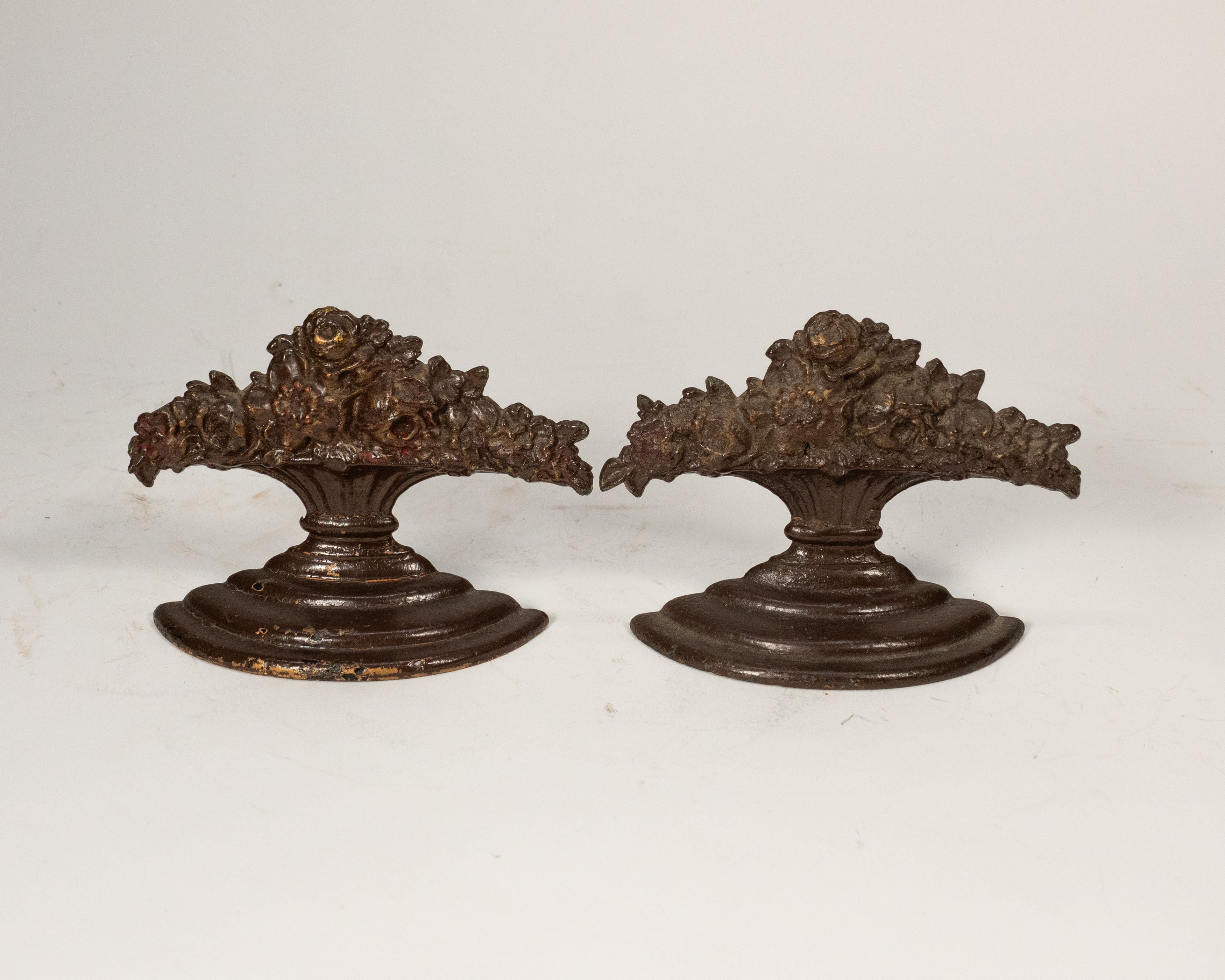 Flower bouquet bookends