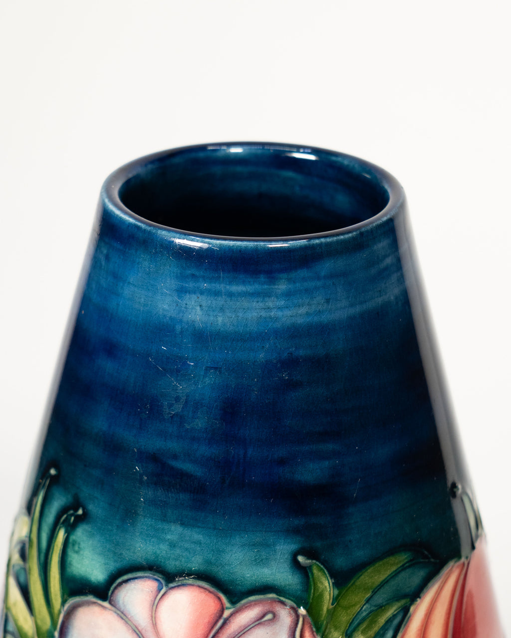 Vase Moorcroft Motif Anémones