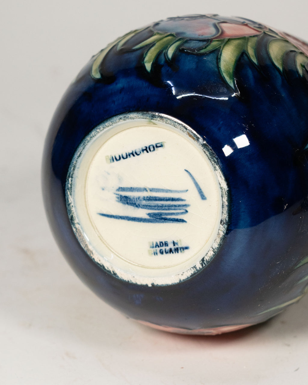 Vase Moorcroft Motif Anémones