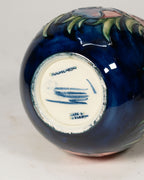 Vase Moorcroft Motif Anémones