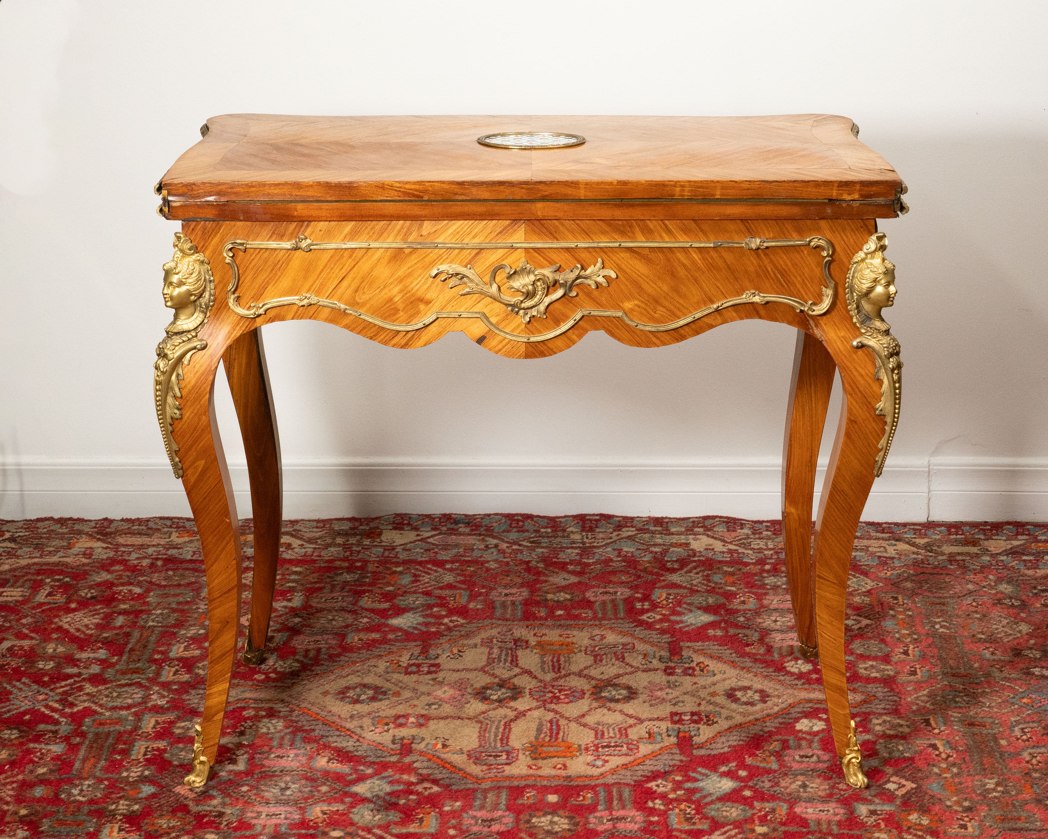 Table à cartes en citronnier de style Louis XV - France vers 1900