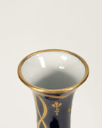 Paire de vases français dans l'esprit de Sèvres