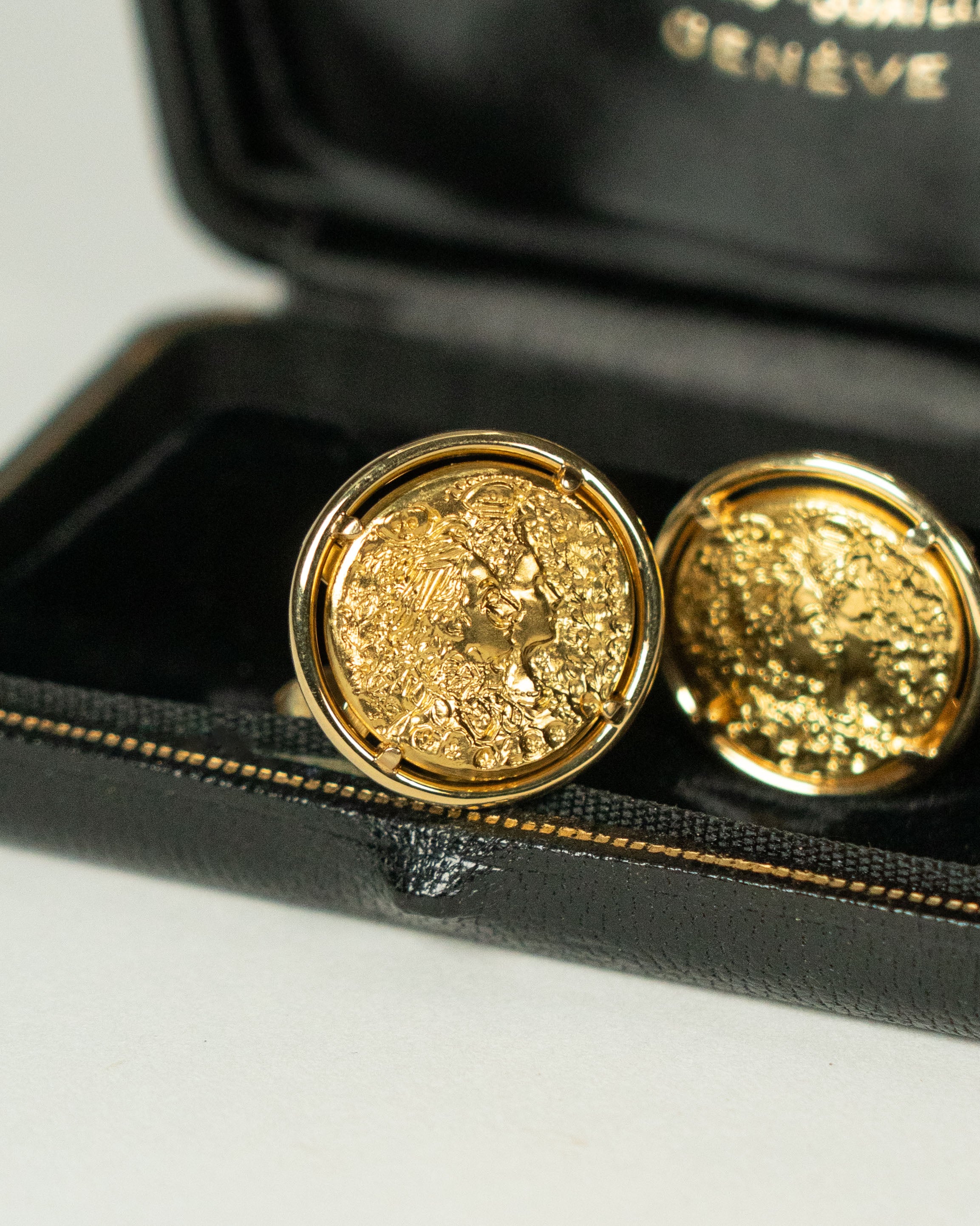 Boutons de manchette Dali d'or - Piaget