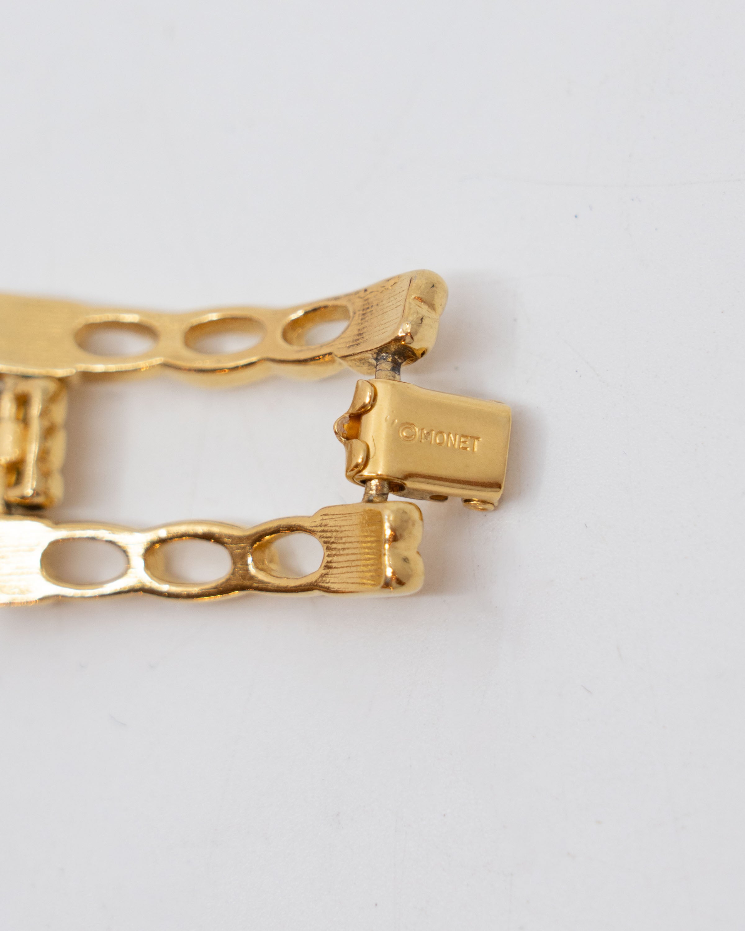 Bracelet doré vintage à mailles large - Monet vers 1960