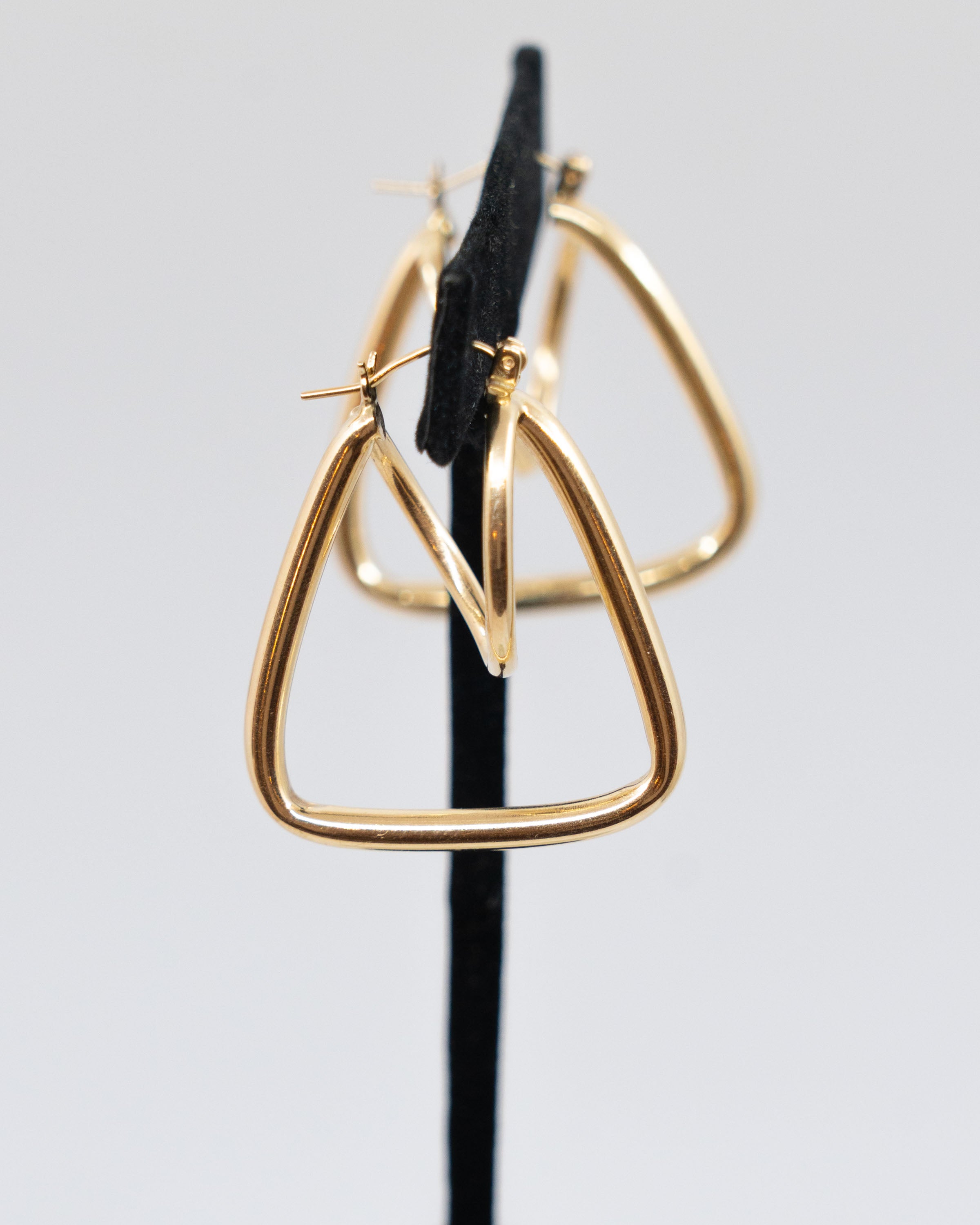 Boucles d'oreille entrelacées - or jaune 14k