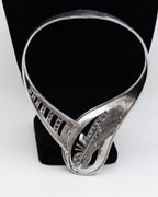 Collier rigide en argent et en cristal - Georges Delrue
