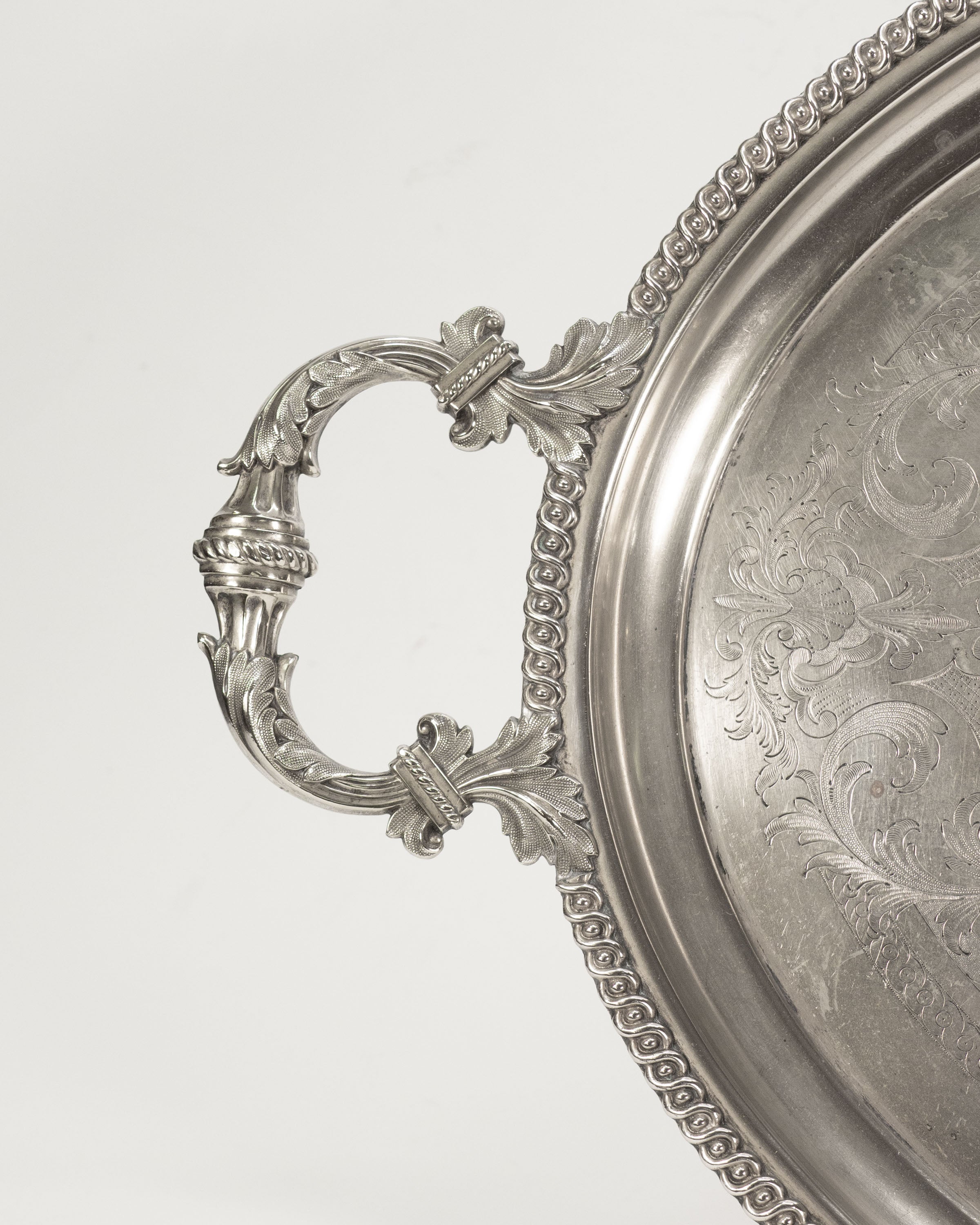 Grand plateau de service orné – Allemagne, circa 1900