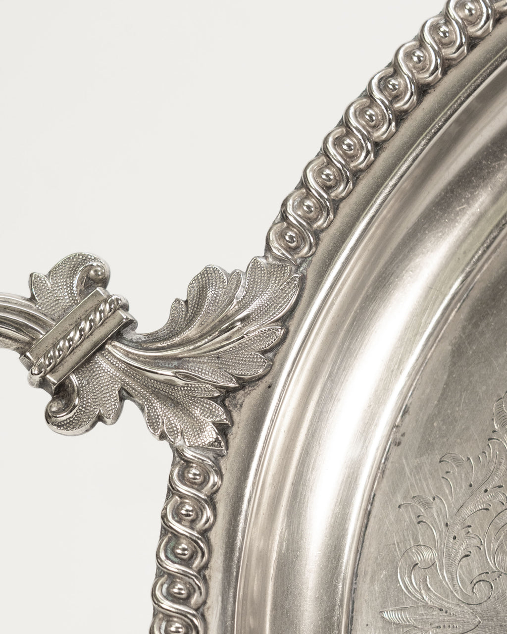 Grand plateau de service orné – Allemagne, circa 1900