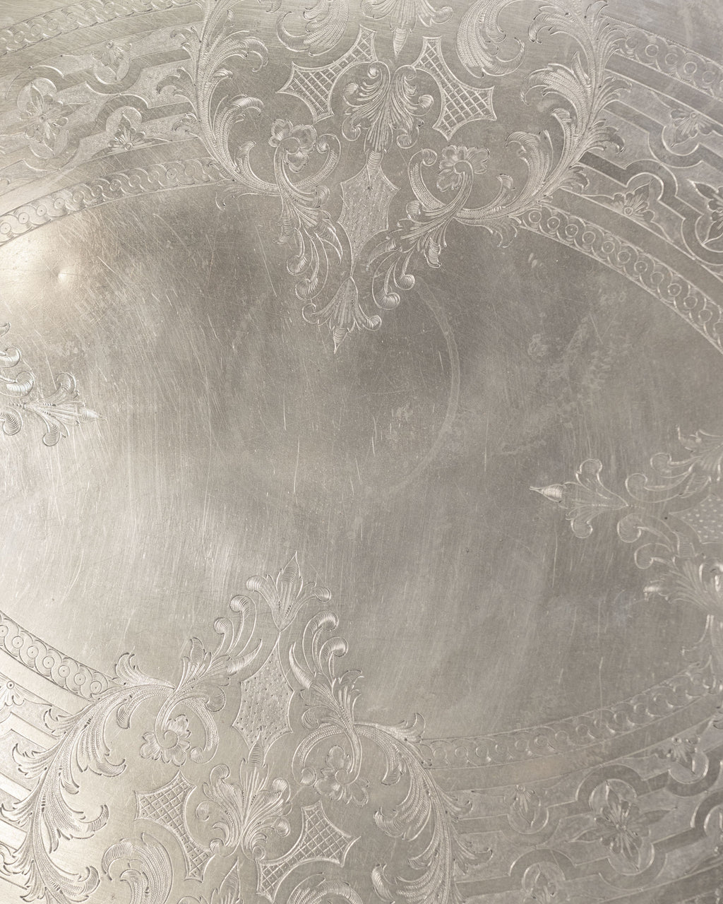 Grand plateau de service orné – Allemagne, circa 1900