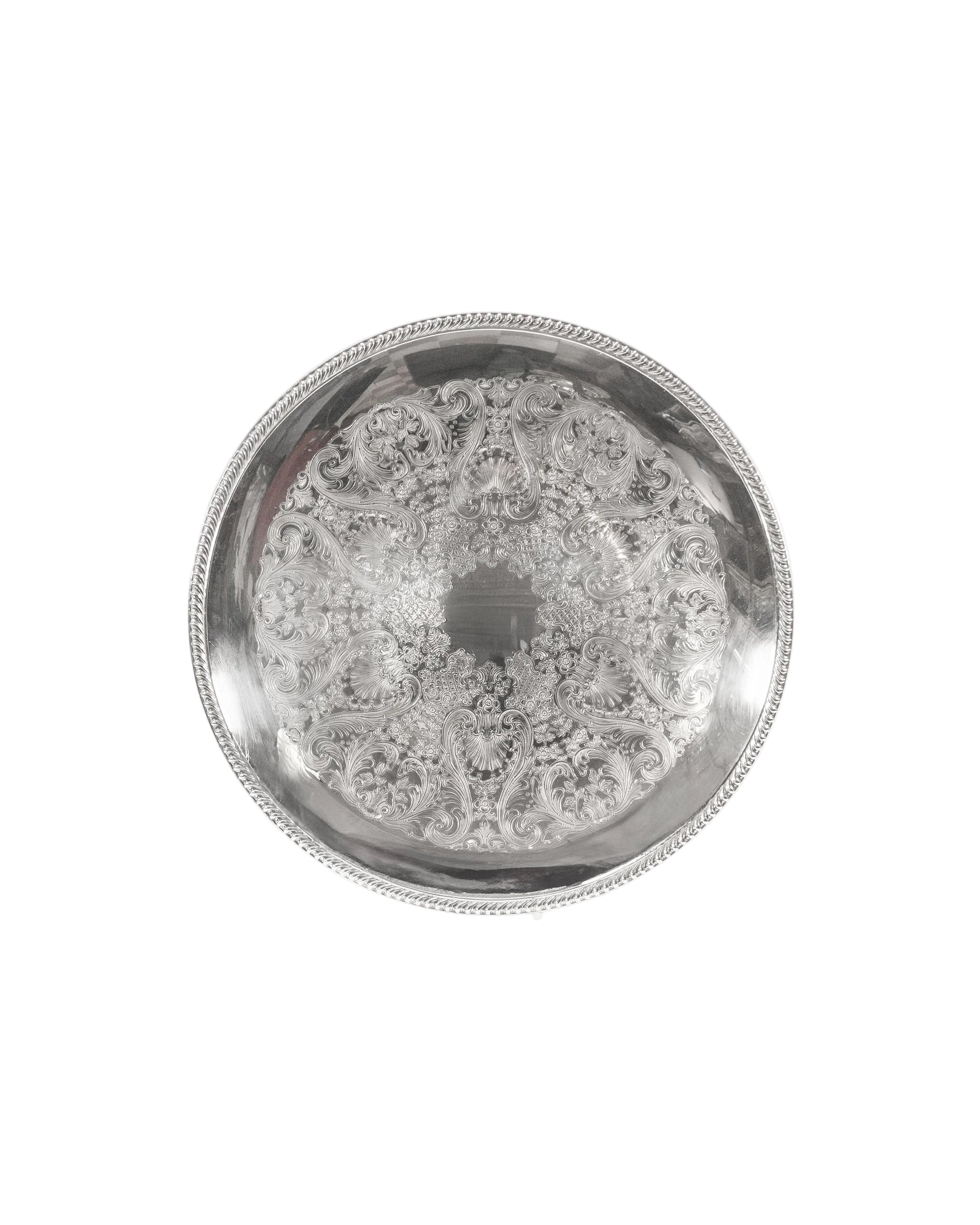 Grand cabaret de service rond – Rogers & Co.