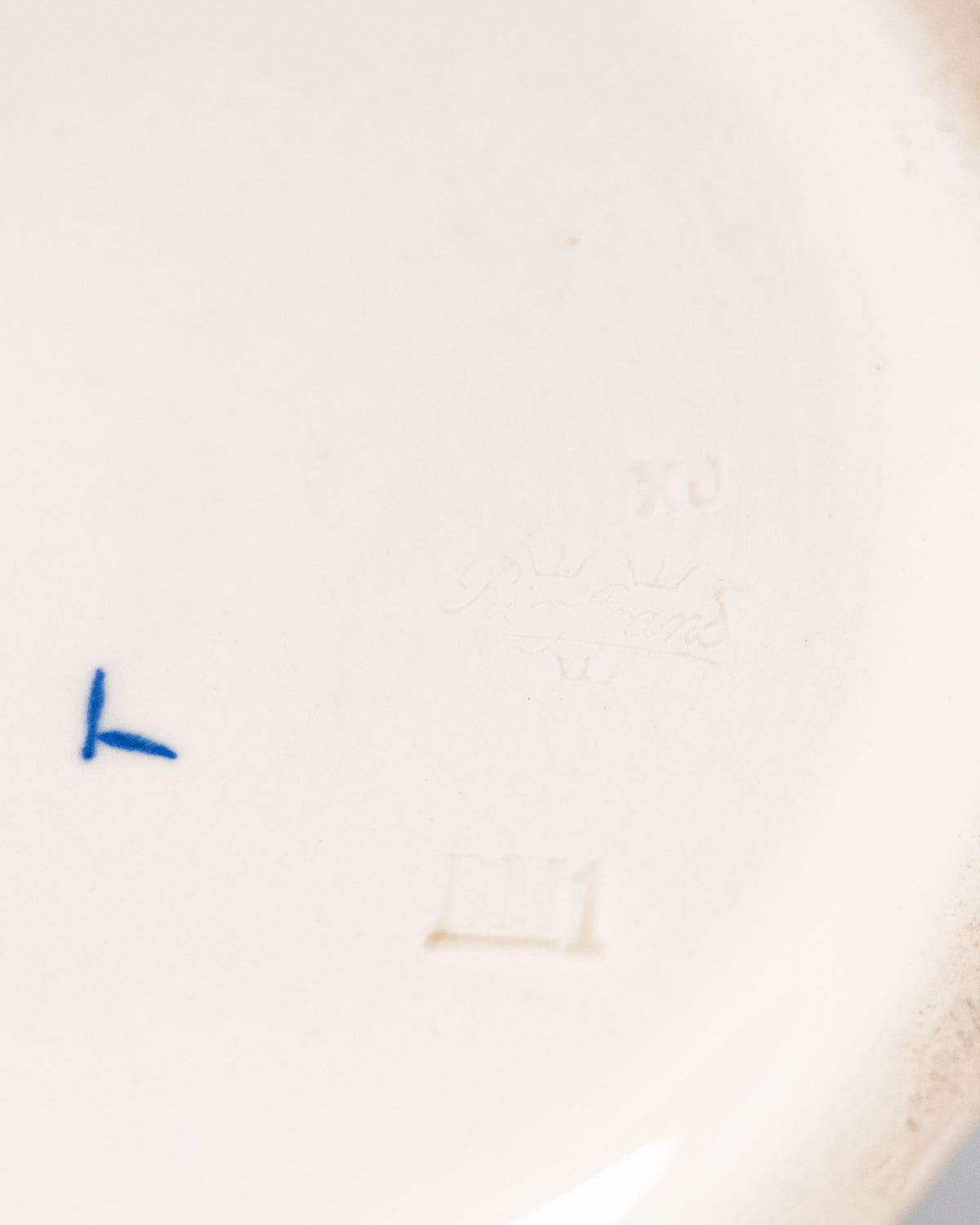 Swedish porcelain cachepot – Rörstrand