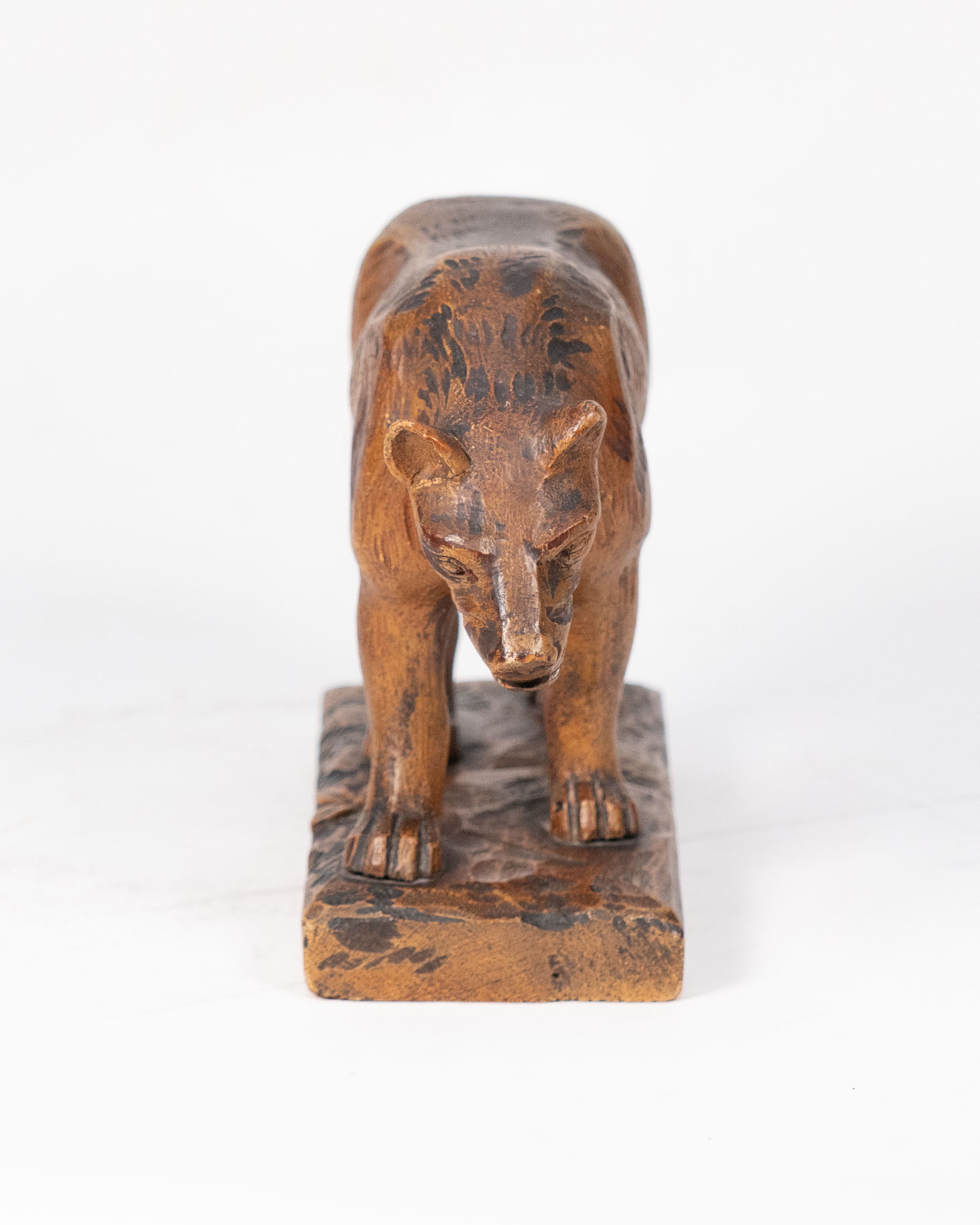 Ours sculpté sur bois – Attribué à Jean-Baptiste Côté (1832–1907)