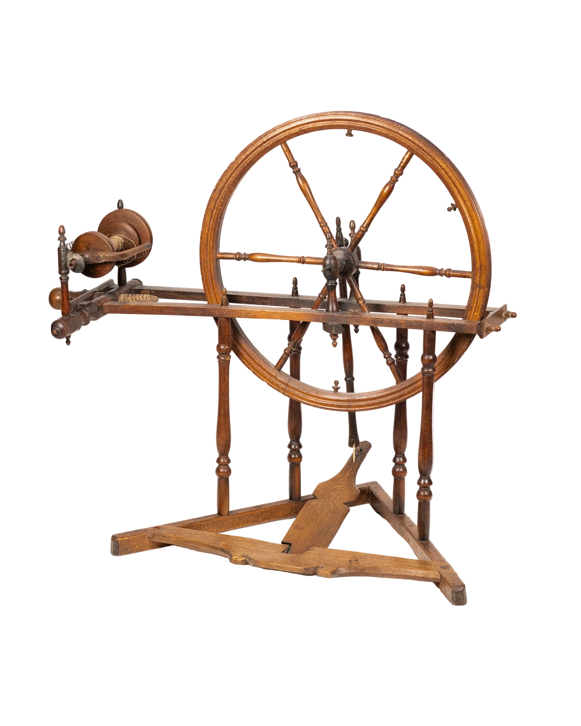 Très petit rouet décoratif en noyer   France, XIXe siècle