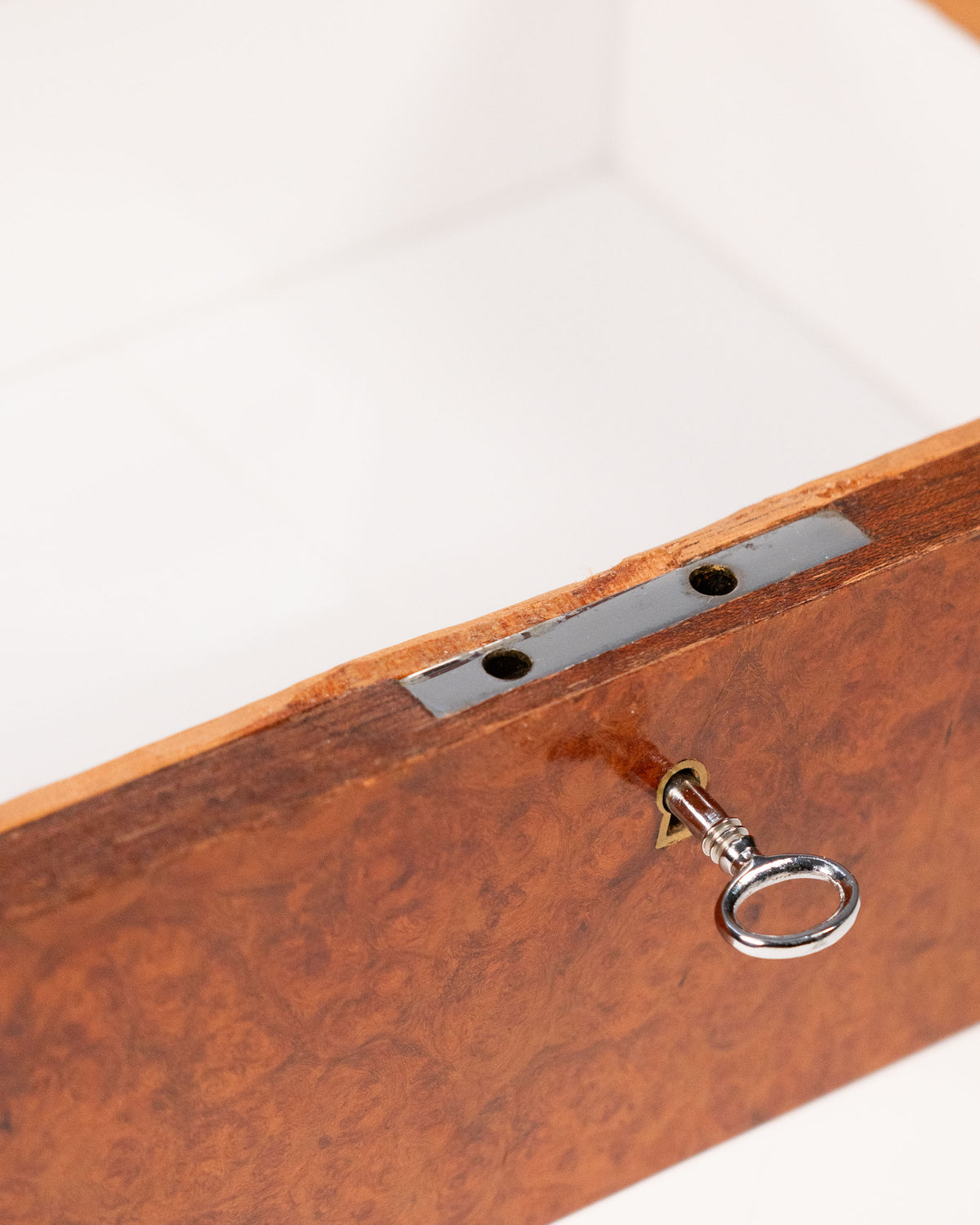 Humidor Dunhill Paris en loupe de noyer - circa 1930