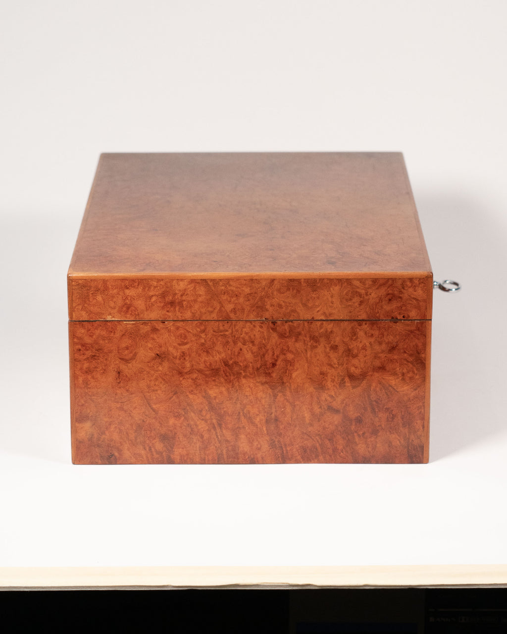 Humidor Dunhill Paris en loupe de noyer - circa 1930
