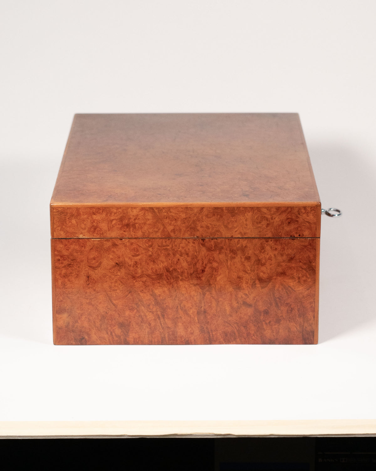 Humidor Dunhill Paris en loupe de noyer - circa 1930