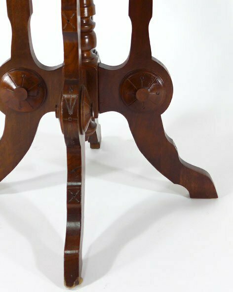 table-noyer-eastlake-4